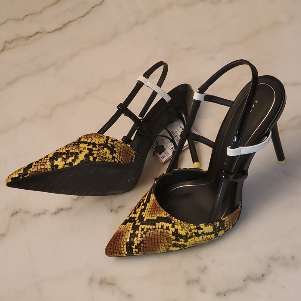 Zara - Picture 3 of 3